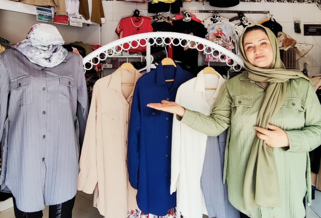 مانتو شومیز زنانه صوفیا ، درجه یک ،قد 90 ،کیفیت دوخت و پارچه درجه یک ،تضمینی، رنگبندی ، فری سایز تا 48،قیمت فقط 395 هزار